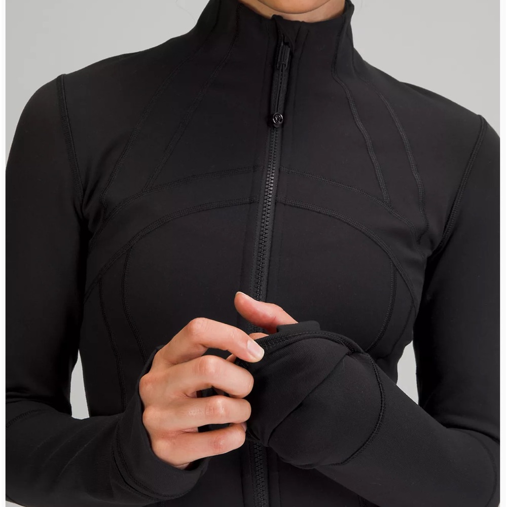 LULULEMON define jacket. Black. Size 0